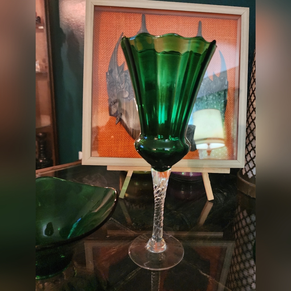 Vintage Optic Green Goblet